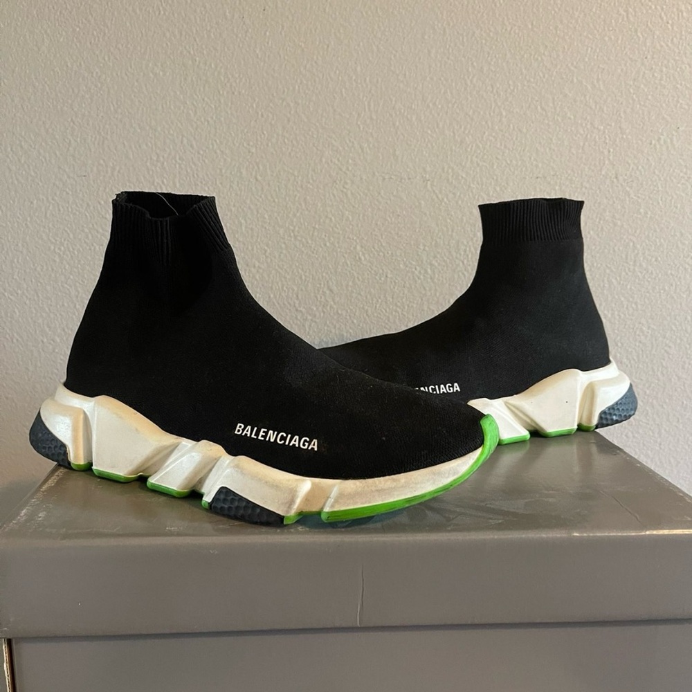 Balenciaga Sock Trainers size 42 (9) runs a bit big.
